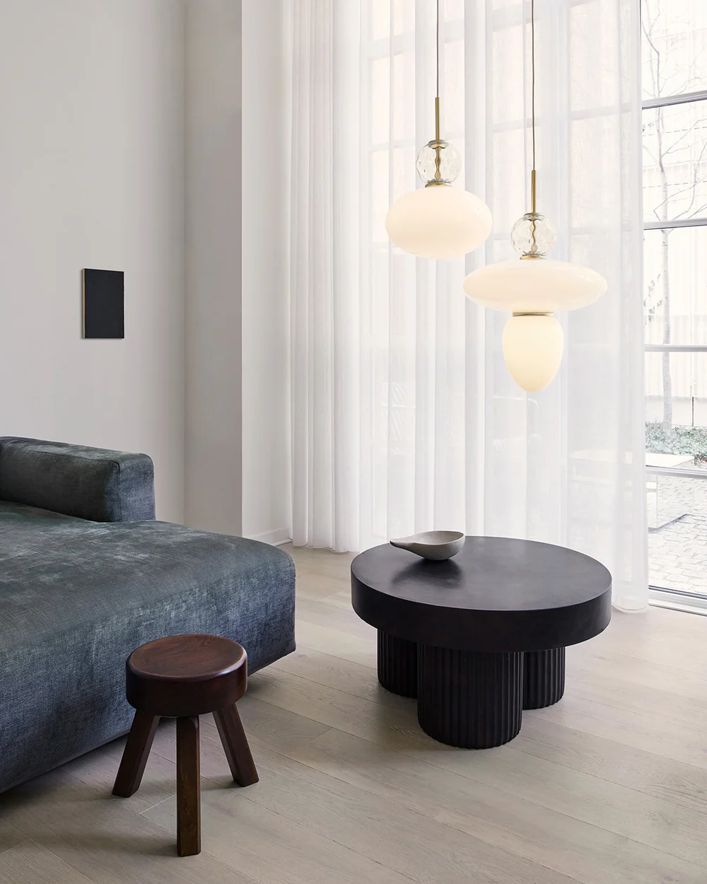 Nuura Rizzato 32 pendel - Satinmessing/opal - Bilde 3