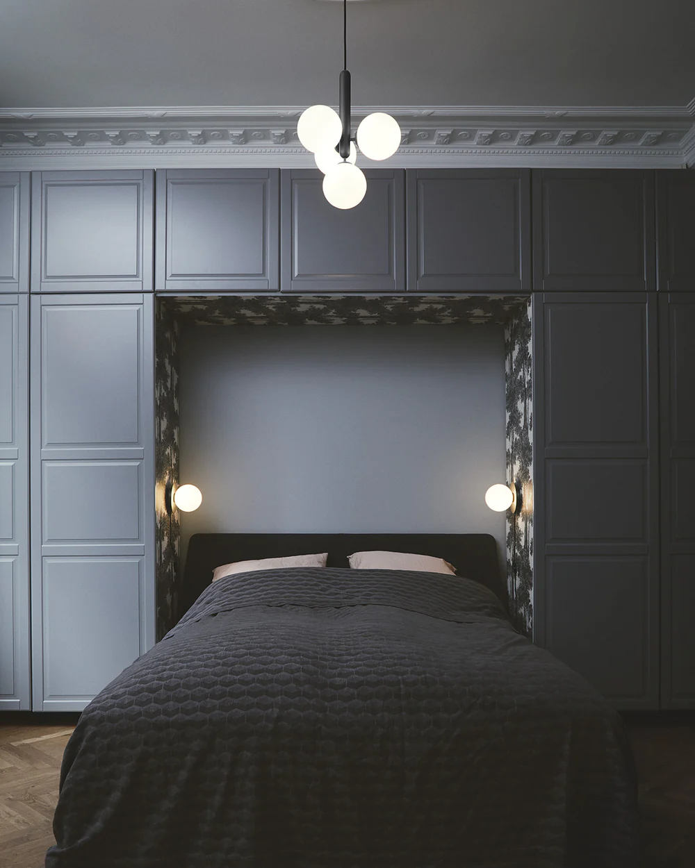 Nuura Liila vegglampe medium - Sølv / opal - Bilde 3