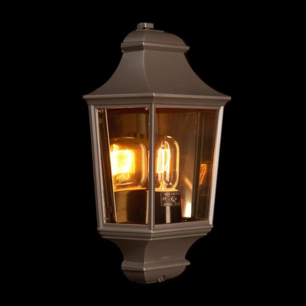 Noral Village vegglampe - Svart