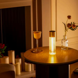 Ding H20 CS Oppladbar Bordlampe - Matt Messing