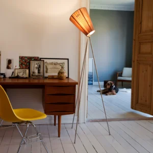 Oslo Wood gulvlampe stål med skjerm